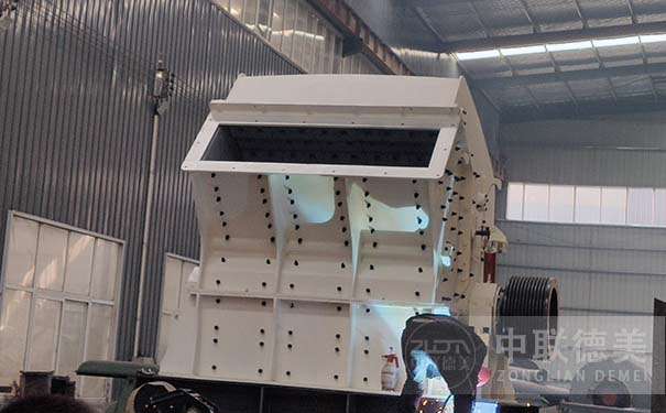 單缸液壓圓錐破碎機(jī)多少錢一臺(tái)?