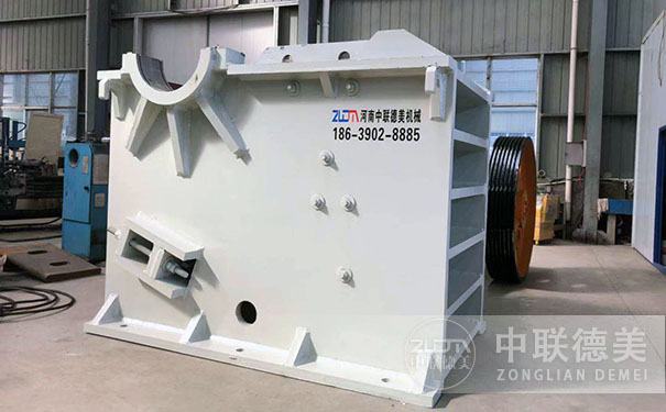 立軸數(shù)控破碎機(jī)怎么樣?