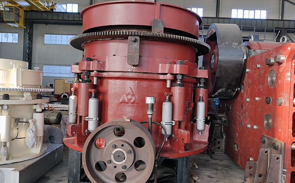 復(fù)合式破碎機(jī)哪個(gè)牌子好?