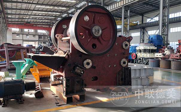 齒輥破碎機怎么樣?