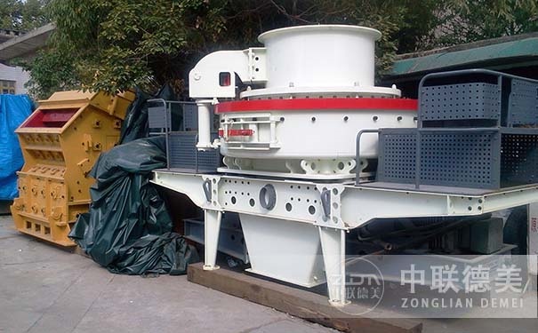 沖擊式制砂機(jī)